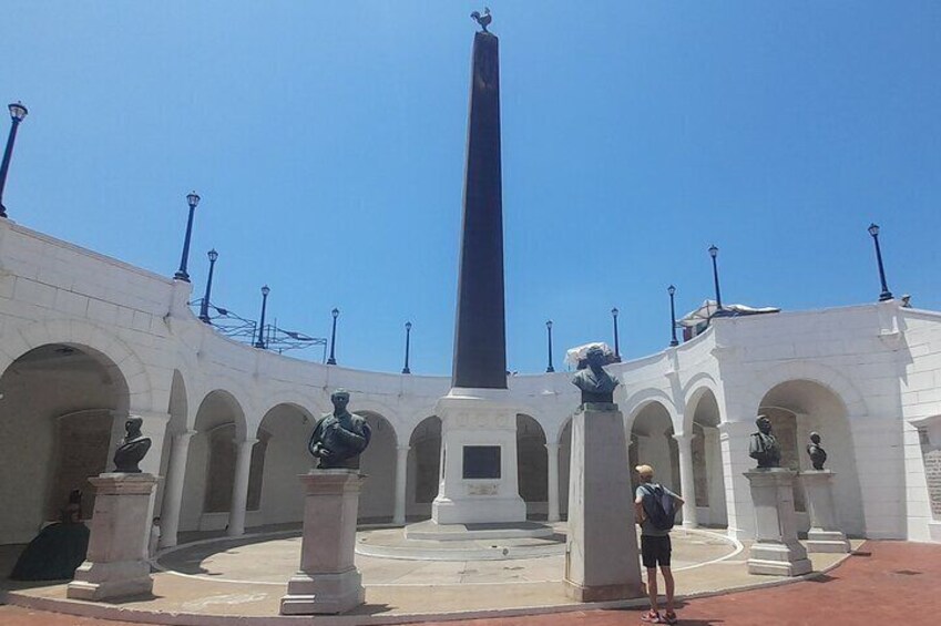 Top Panama City and Canal Private City Tour