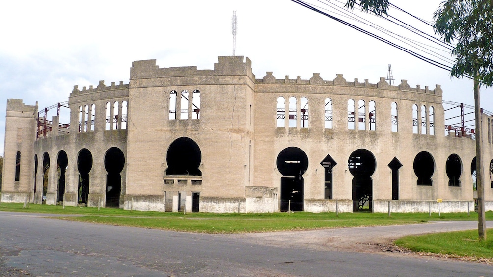 the outer walls of the Plaza de toros Real de San Carlos in Argentina