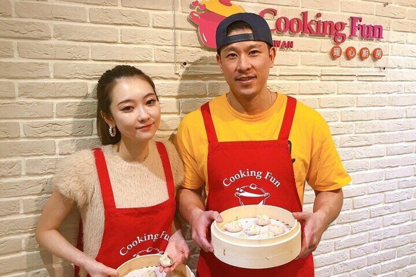 Taiwan Traditional Light Meals Experience -A- Xiao Long Bao, Pork thick soup, Bubble milk tea. (Taiwan Cooking Classes)