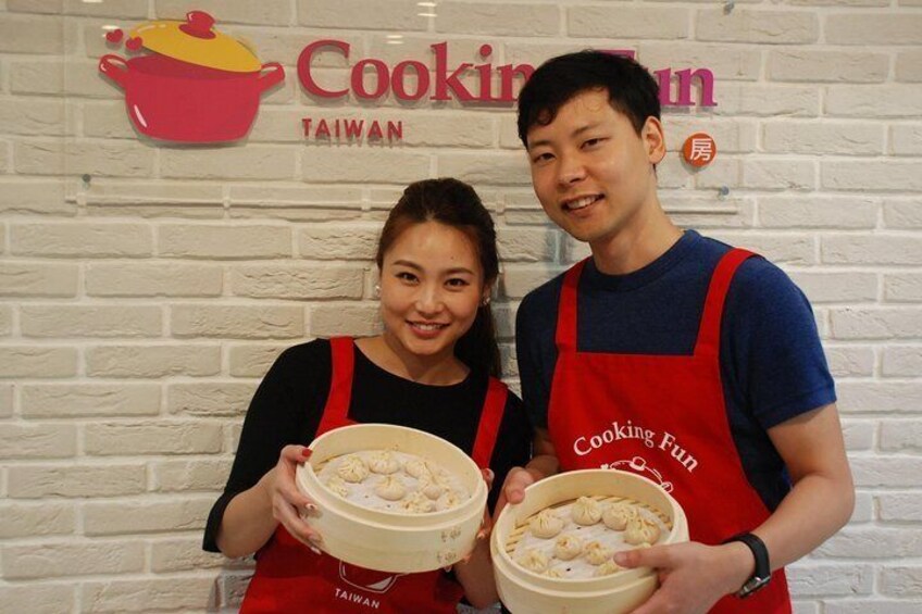 Taiwan Traditional Light Meals Experience -A- Xiao Long Bao, Pork thick soup, Bubble milk tea. (Taiwan Cooking Classes)