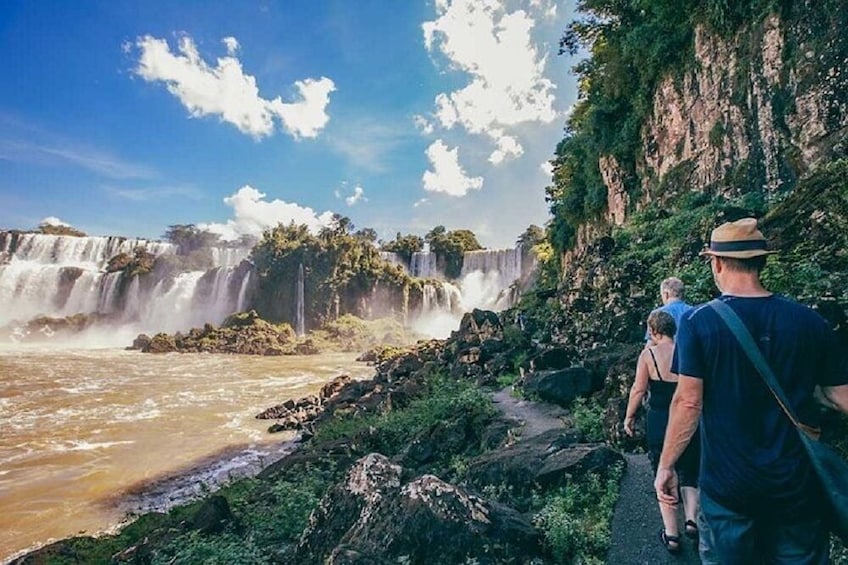 2-Days Iguazu Falls Tour of the Argentinean Side
