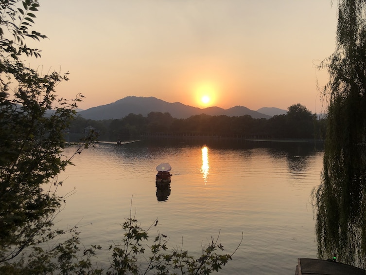 Private Hangzhou Day Trip from Shanghai with West Lake Cruise