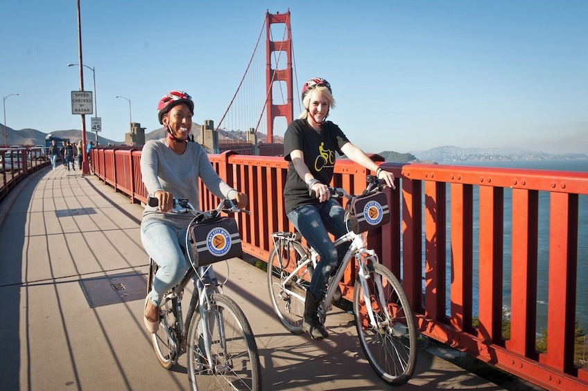 Muir Woods and Sausalito Tour (Ferry & Bike Options Available)