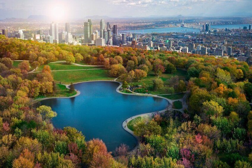 Full-Day City Tour Montreal with Pickup and Local Specialties Tasting