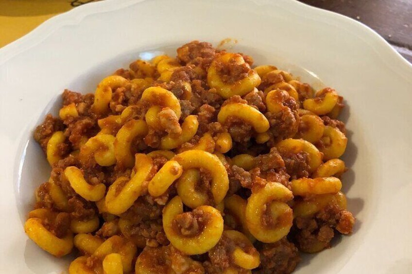 Bologna Food & Wine tour with a local Chef