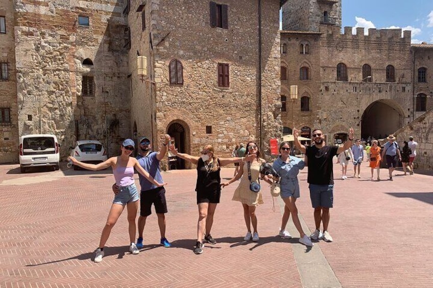 Horseback ride, lunch, Winery visit, wine tasting, visit S.Gimignano & more