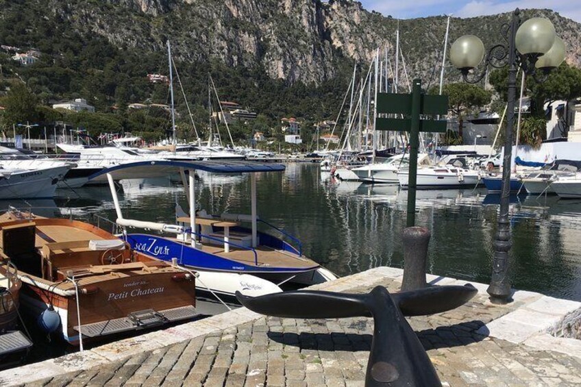 Romantic Private Tour for 2 plus guide on your own Solar Powered Boat