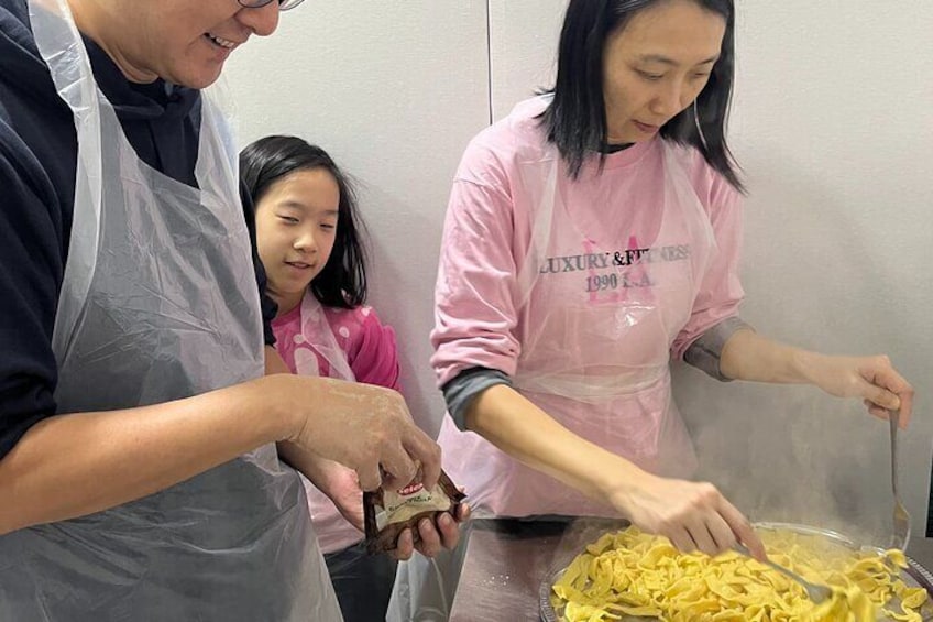 Fettuccine Alfredo and Ravioli Class with Grandma's Recipe