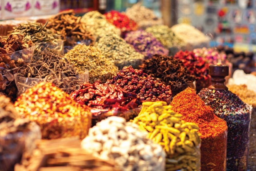Dubai Traditional City Tour with Gray Line