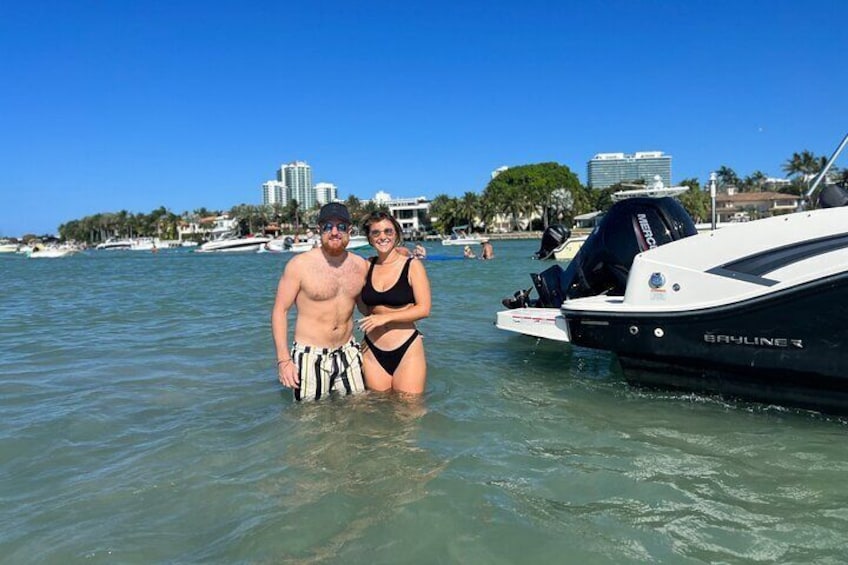 Boat Tour Adventure in Miami: Celeb Homes, Snorkeling Fun & more!