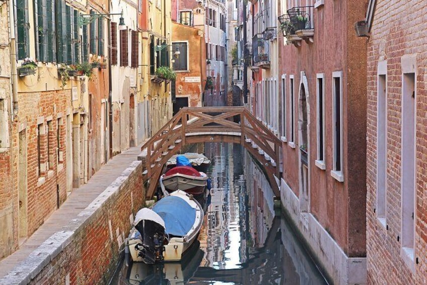 private bridge