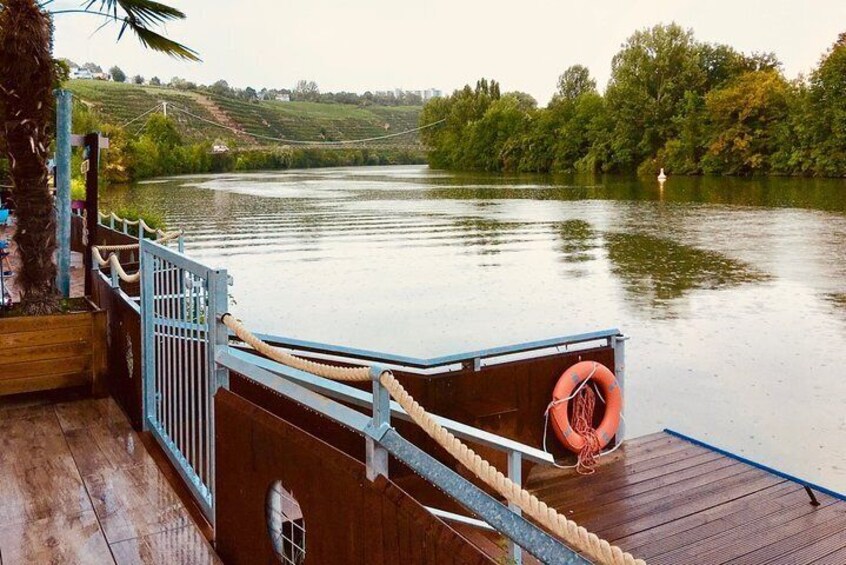 Start and finish, chill location Riverhouse