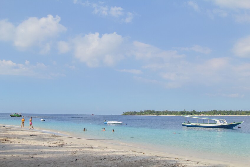 Overnight Trawangan Island Excursion