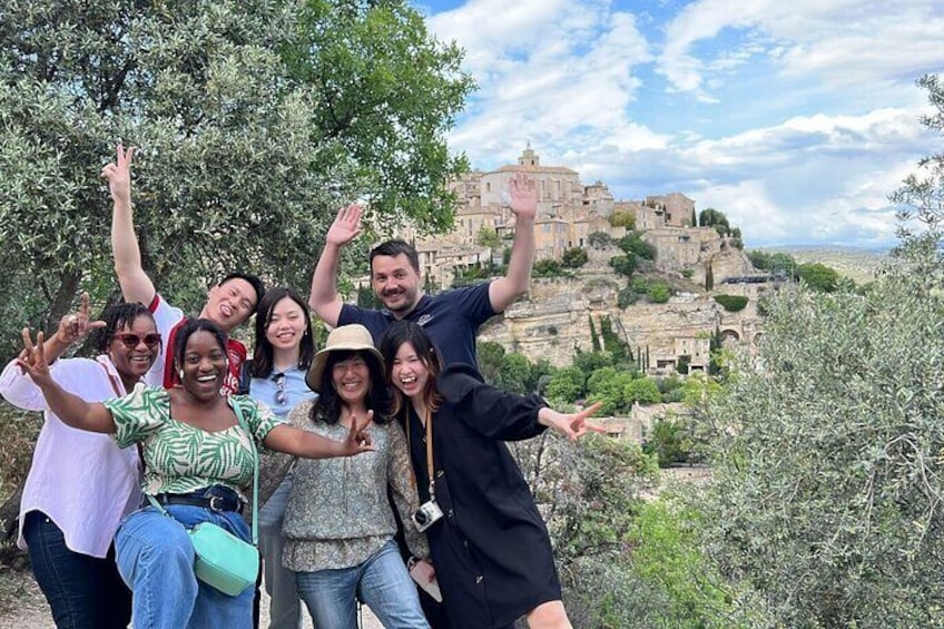 Luberon Market & Villages from Avignon