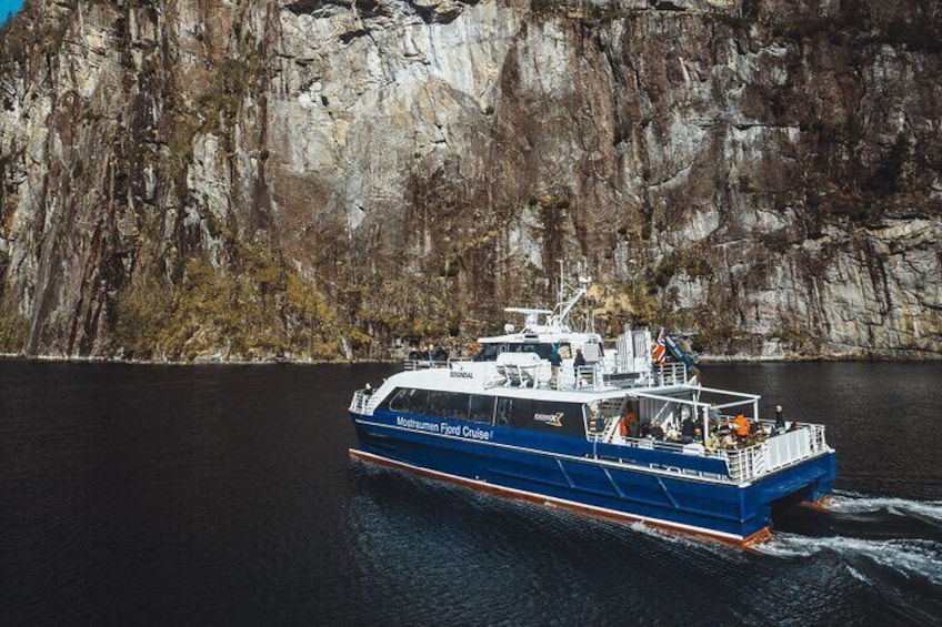 Mostraumen Fjord and Waterfall Cruise