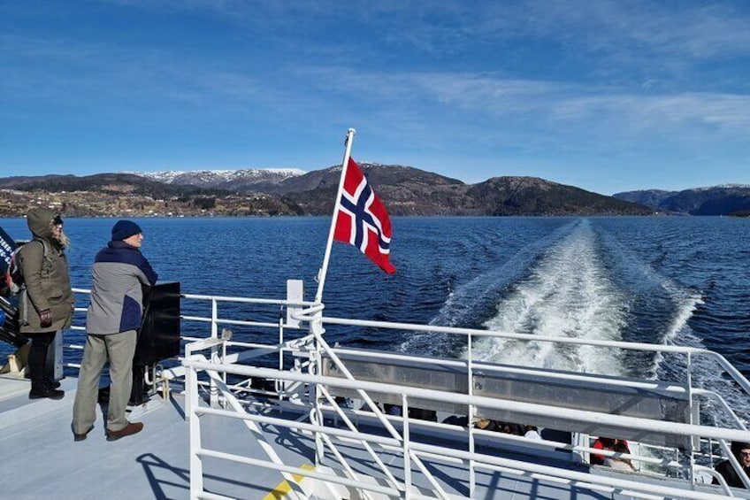 Mostraumen Fjord Cruise