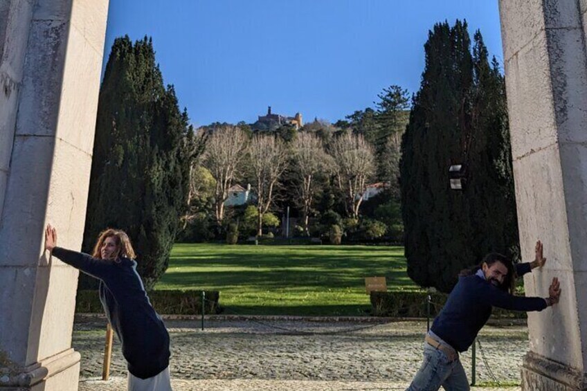 Private Half-Day Tour by Classic Car or Electric jeep in Sintra