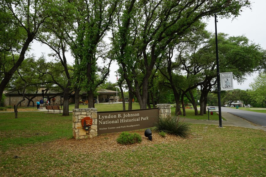 Texas Hill Country & LBJ Ranch Tour from San Antonio