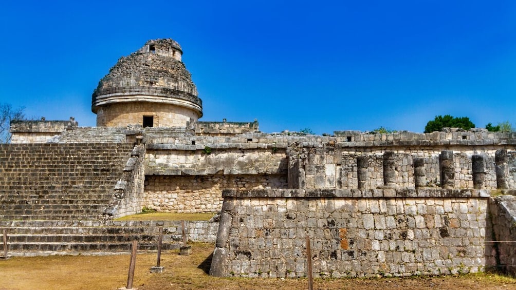 Ultimate Chichén-Itzá Experience with Cenote and Valladolid