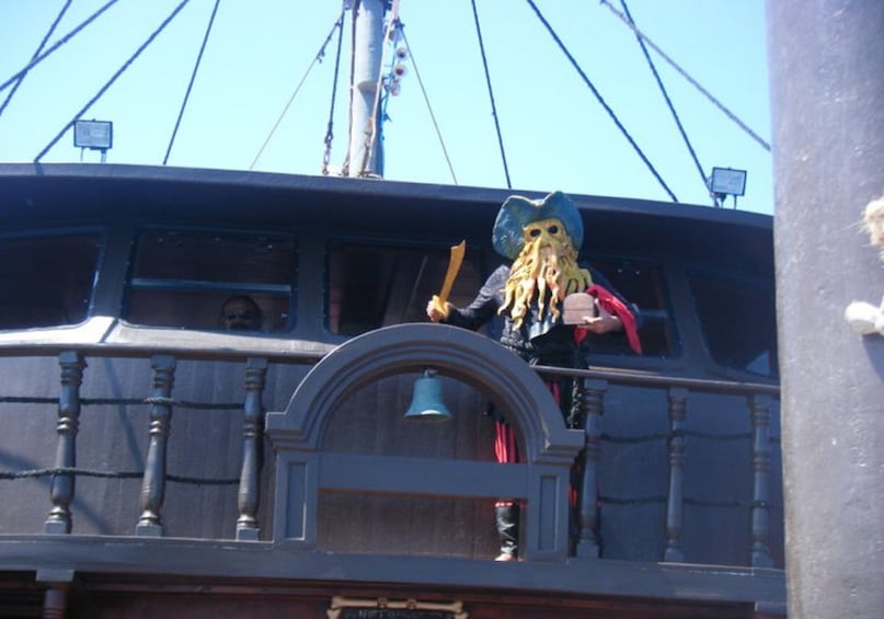 Black Pearl Pirate Cruise with Onboard Entertainment