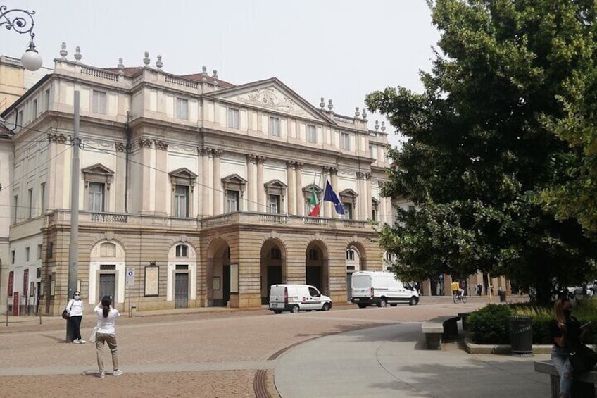 Best of Milan audio tour: From the gorgeous Duomo to Castello Sforzesco