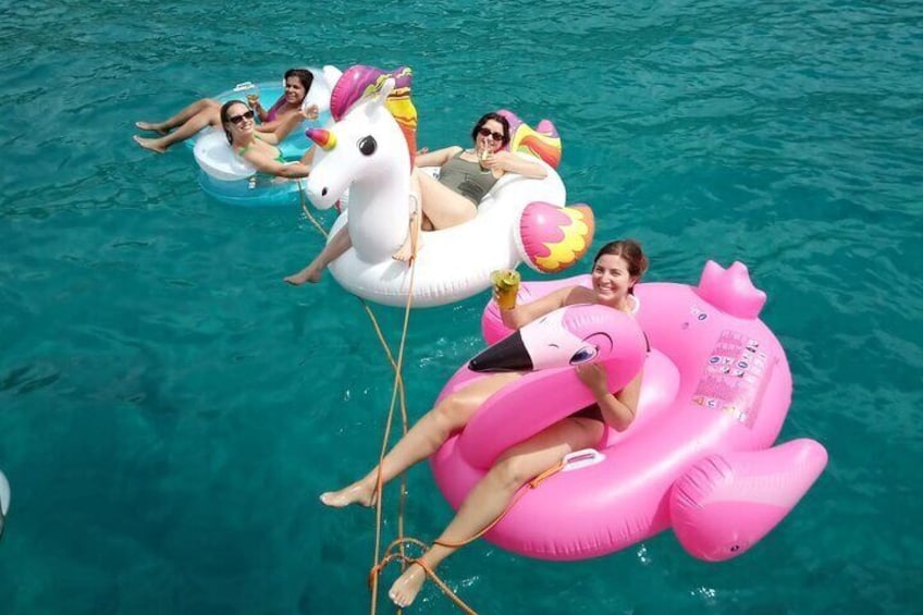 Mallorca Catamaran Small Group Cruise with Tapas