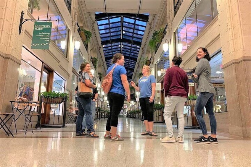 Downtown Asheville Tip-Based Sightseeing Walking Tour