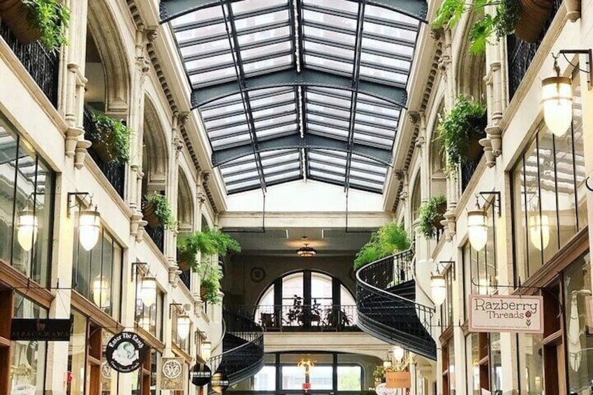Downtown Asheville Tip-Based Sightseeing Walking Tour