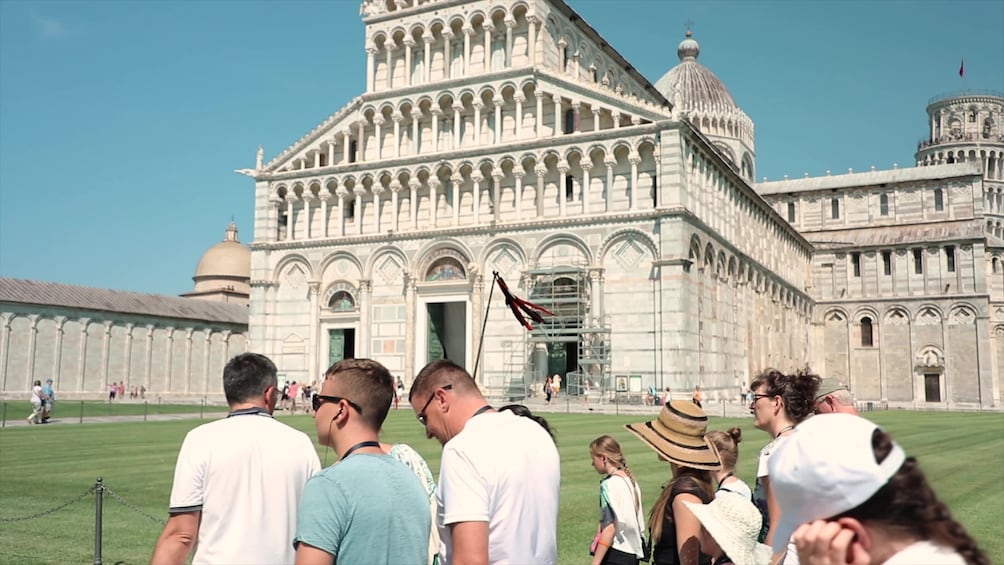 Excursion to Pisa through the Tuscan Countryside