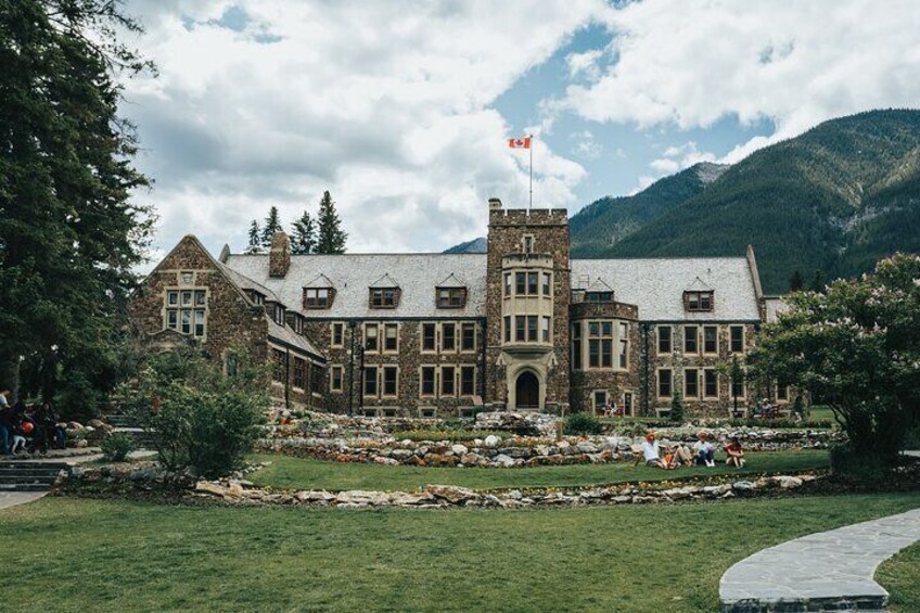 The Sights of Banff: a Smartphone Audio Walking Tour
