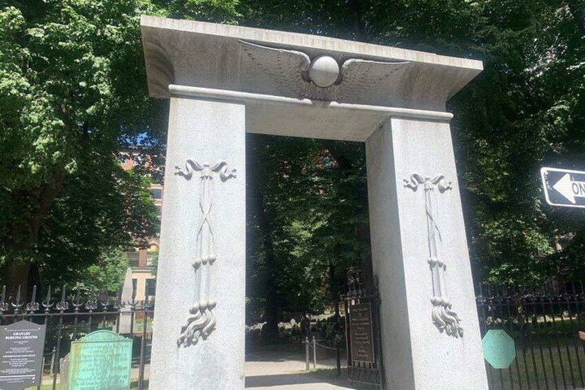 Self Guided "Historic Boston Freedom Trail" Solo Walking Tour