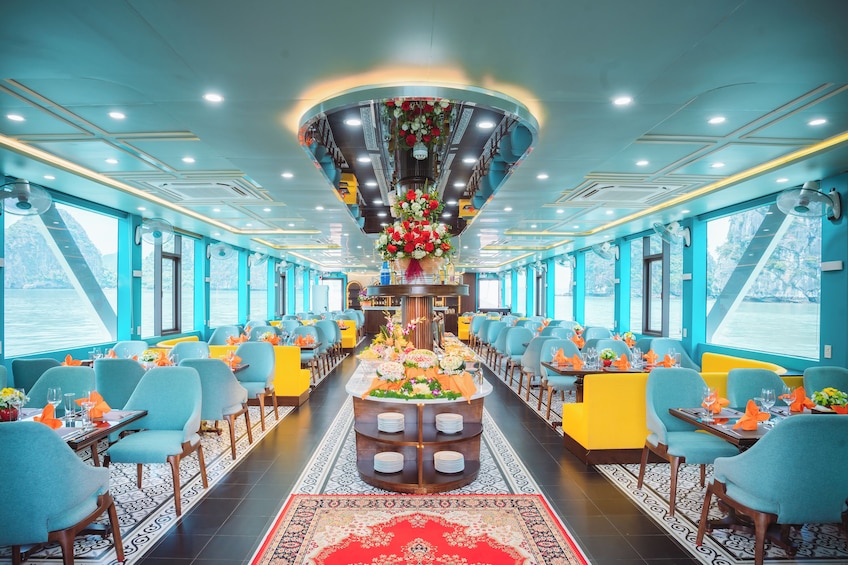 Ha Long Bay Full-Day Cruise(Group Tour)