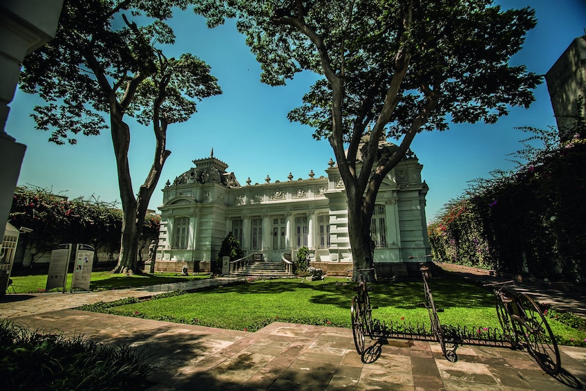 Barranco Tour: Osma Museum, Mate Gallery & Las Pallas Crafts