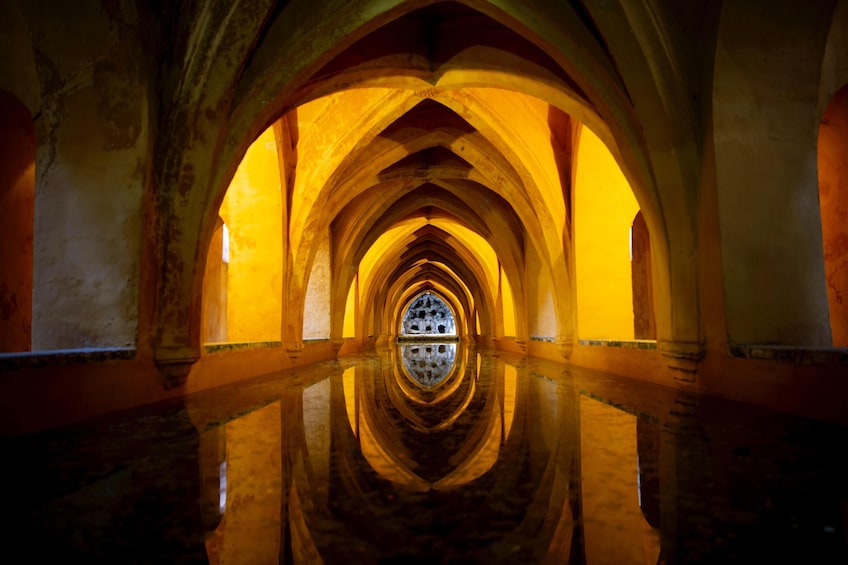 Seville, Alcázar,Cathedral-Giralda Skip-the-Line Guided Tour