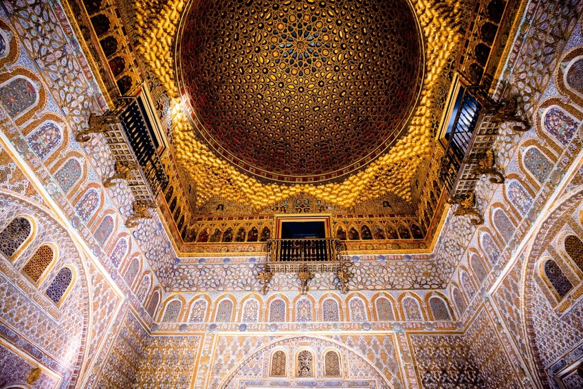 Seville, Alcázar,Cathedral-Giralda Skip-the-Line Guided Tour