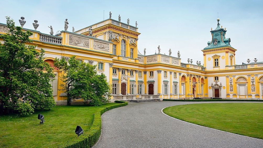 Driveway and entrance to Wilanow Palace in Warsaw
