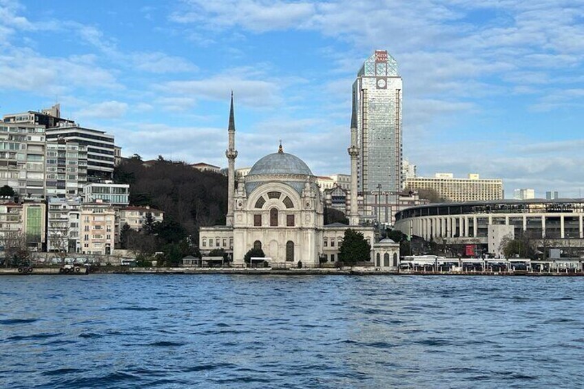 3 Hours Bosphorus Cruise with 1 Hour Stop in Asia Side