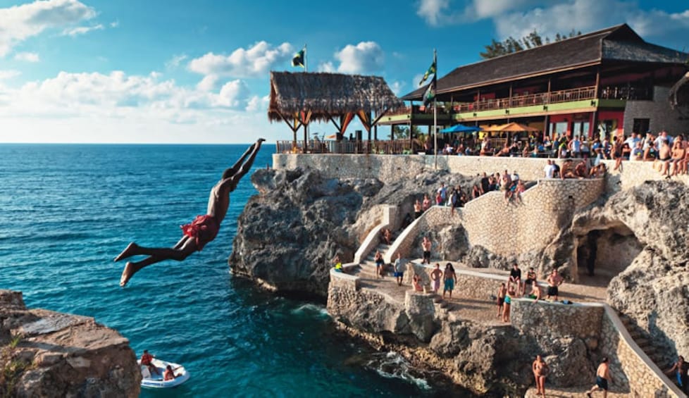 Private Negril Day Trip to Seven Miles Beach and Rick's cafe