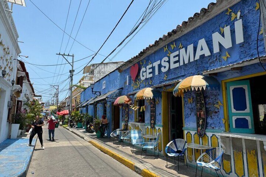 Private Walking Tour of Cartagena: Walled City & Getsemaní