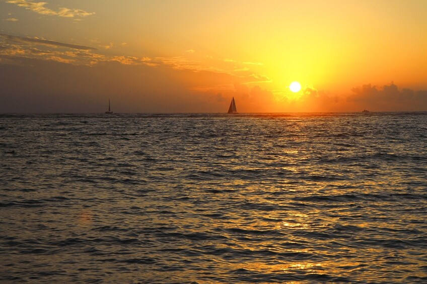 West Oahu Snorkel or Sunset Dinner Cruise 