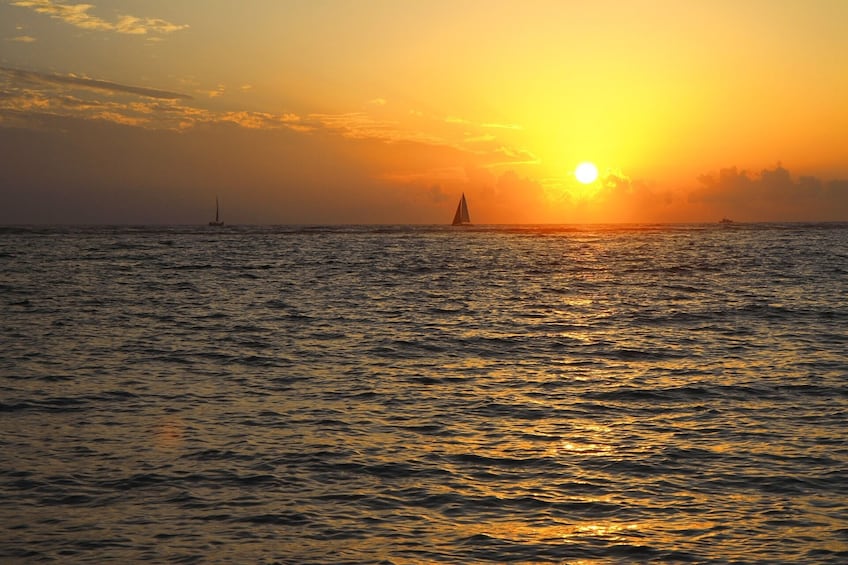 West Oahu Snorkel or Sunset Dinner Cruise