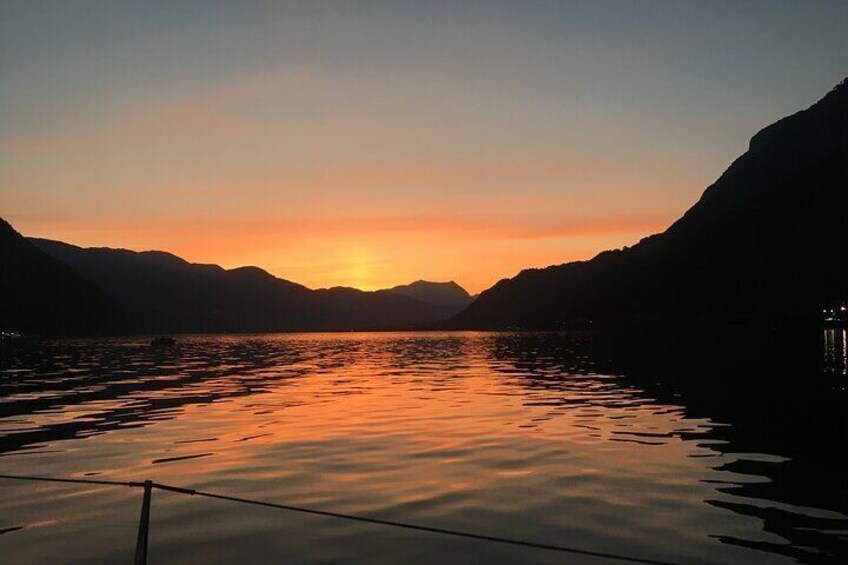 Sailing at Sunset on Lake Como: How to escape from daily routine