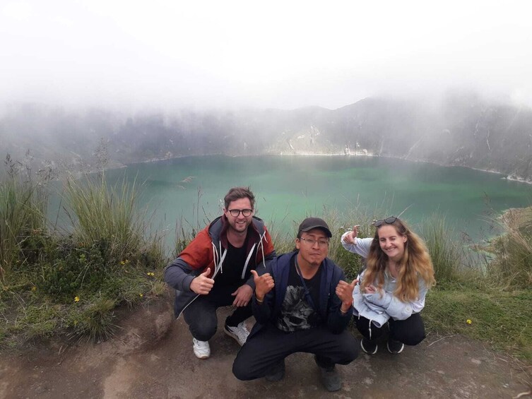 2-Day Private Tour to Quilotoa Lagoon and Baños Village from Quito