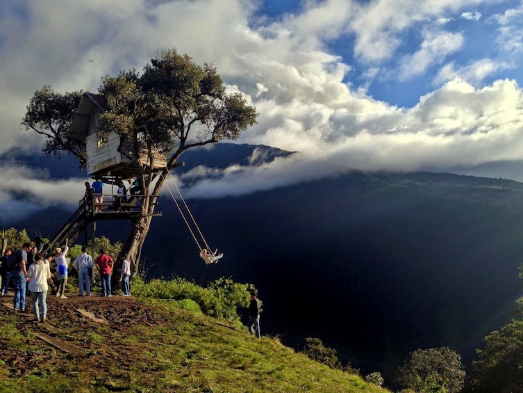 2-Day Baños de Agua Santa Village