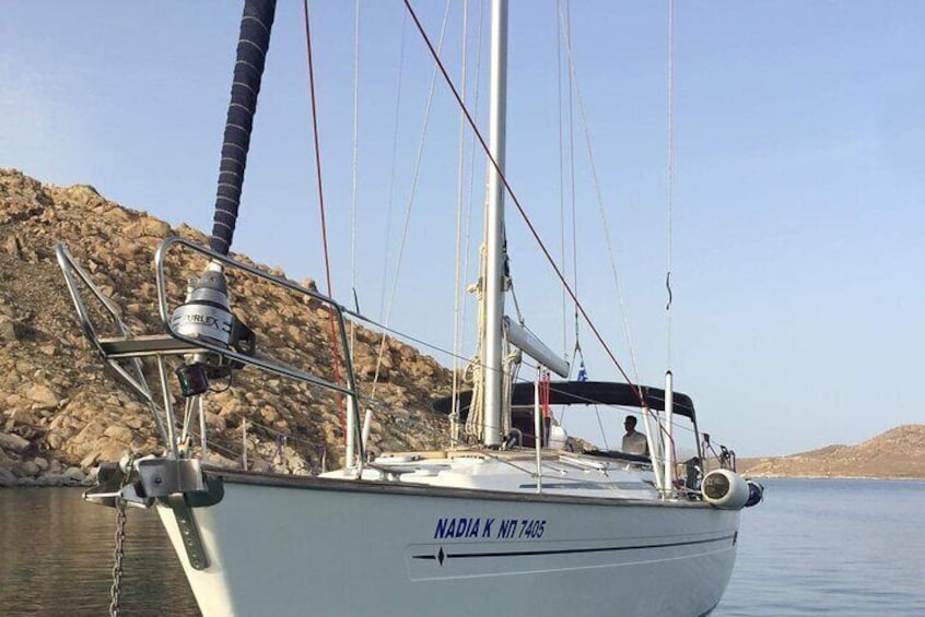 Sailing adventure with Nadia K to Delos and Rhenia Island from Mykonos