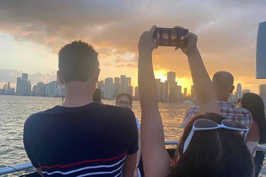 Miami Skyline Evening Cruise on Biscayne Bay 