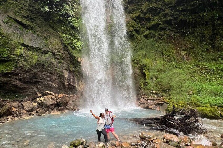 Full-Day Bajos del Toro Hiking Experience