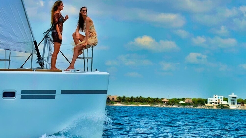 Isla Mujeres Catamaran Cruise with Snorkeling & Beach Club