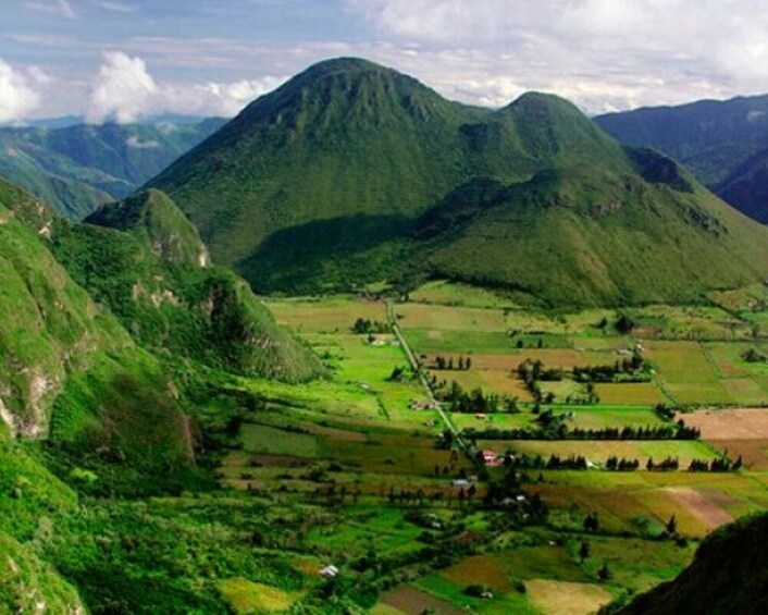 Full-Day Pululahua Volcano Horseback Ride & Mitad del Mundo Tour