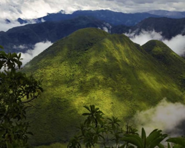Full-Day Pululahua Volcano Horseback Ride & Mitad del Mundo Tour